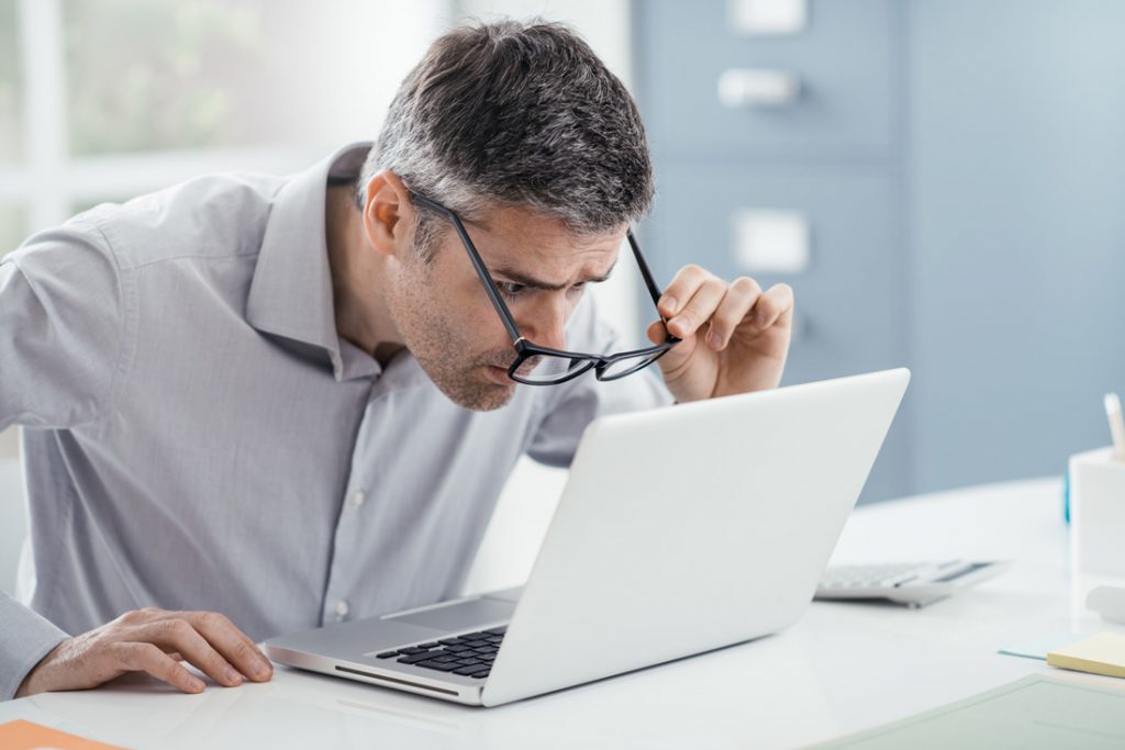 علائم دوربینی چیست؟