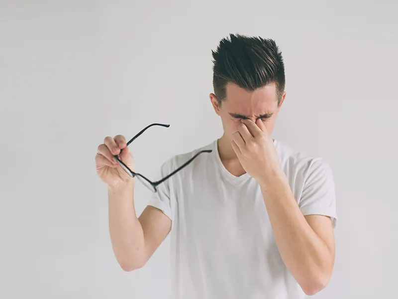 عادت هاي مضر براي سلامت چشم